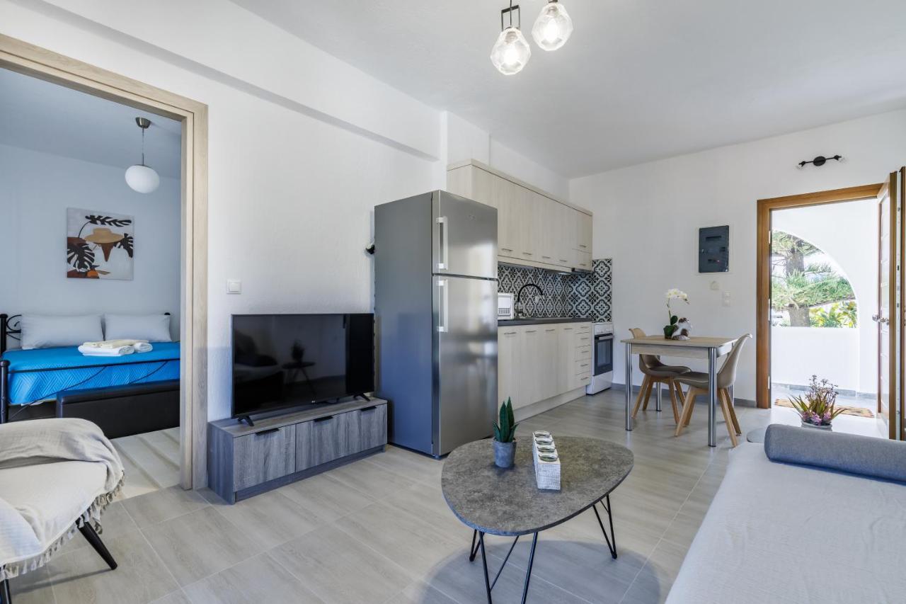 Lina Apartments Skopelos Buitenkant foto