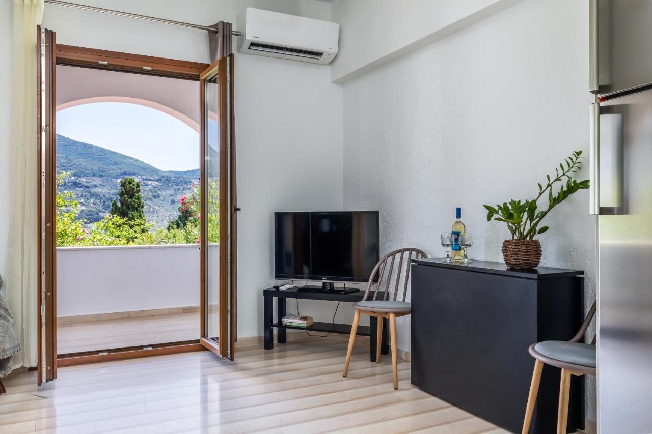 Lina Apartments Skopelos Buitenkant foto